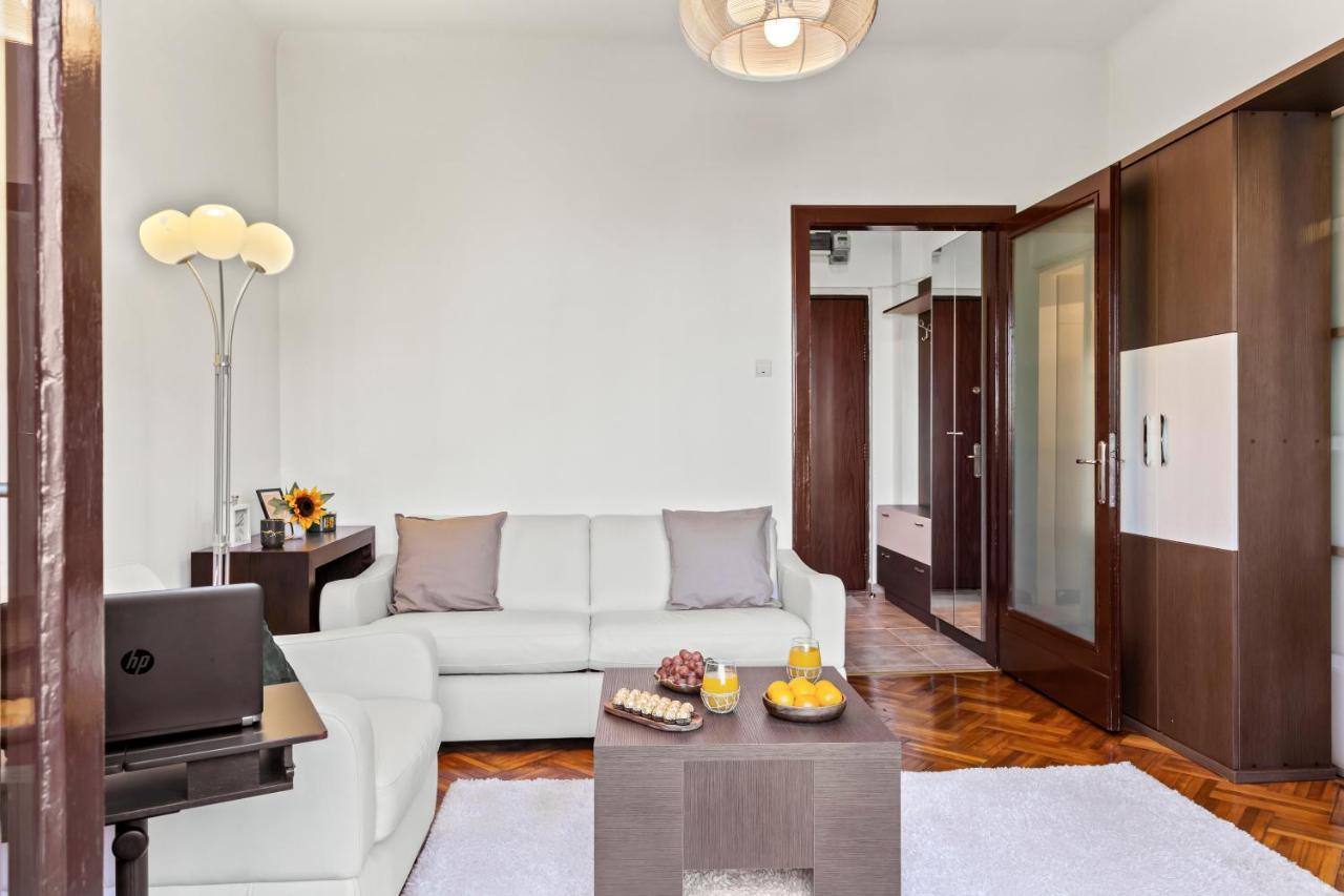 City Vibes Apartment บูคาเรสต์ ภายนอก รูปภาพ